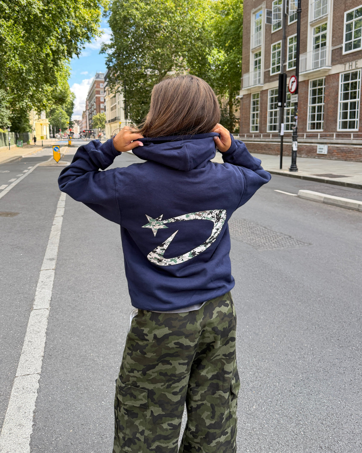 DANA HOODIE (rygprint) - NAVY - Dinvintageshop