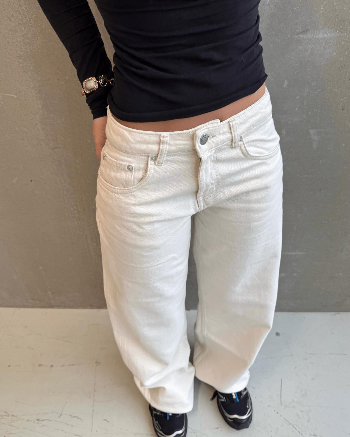 ESTHER JEANS - OFF WHITE