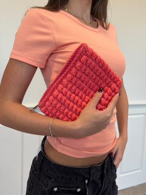 CROCHET CLUTCH - CORAL