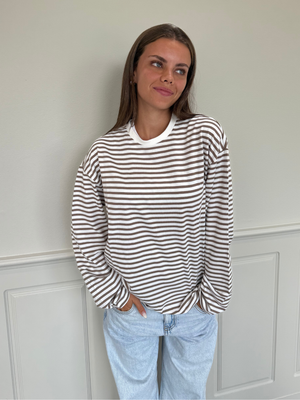 SADIE STRIPE TEE LS - CLOUD DANCER / FOSSIL