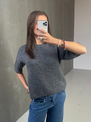 MIRA SHORT SLEEVE KNIT - DARK GRAY