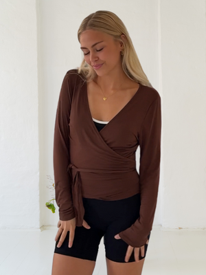 ACTIVE WRAP TOP - BROWN