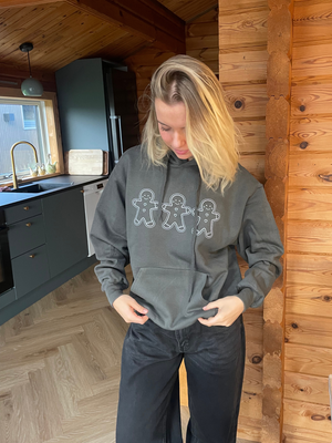 GINGERBREAD MEN HOODIE - MØRKEGRÅ