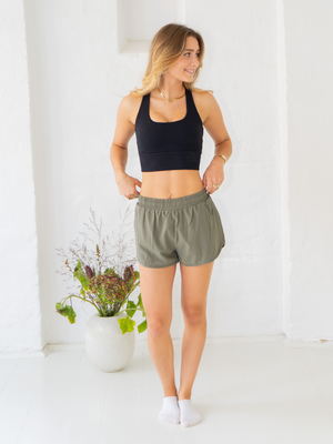 ACTIVE SPORT SHORTS - GREEN