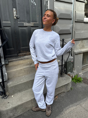 FRUIT SWEATSHIRT - GRAY