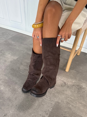 SUEDE FOLDOVER STØVLE - BROWN