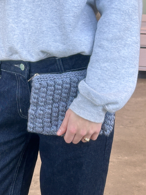 CROCHET CLUTCH - GREY