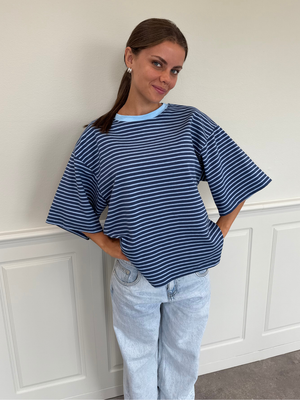 STRIPE TEE, KORTÆRMET - BLUE / LT BLUE