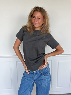 FRUIT T-SHIRT - MØRK GRÅ