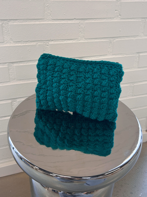 CROCHET CLUTCH - GREEN