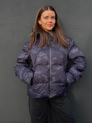 ISA PUFFER JACKET - BLACK