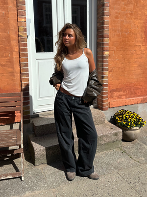 ESTHER JEANS - BLACK