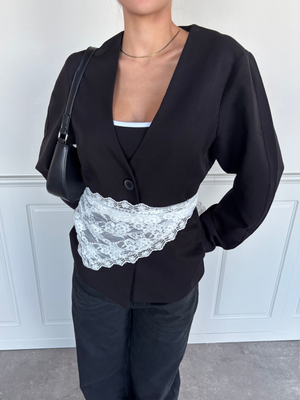 NAINA LACE HIP SCARF - WHITE