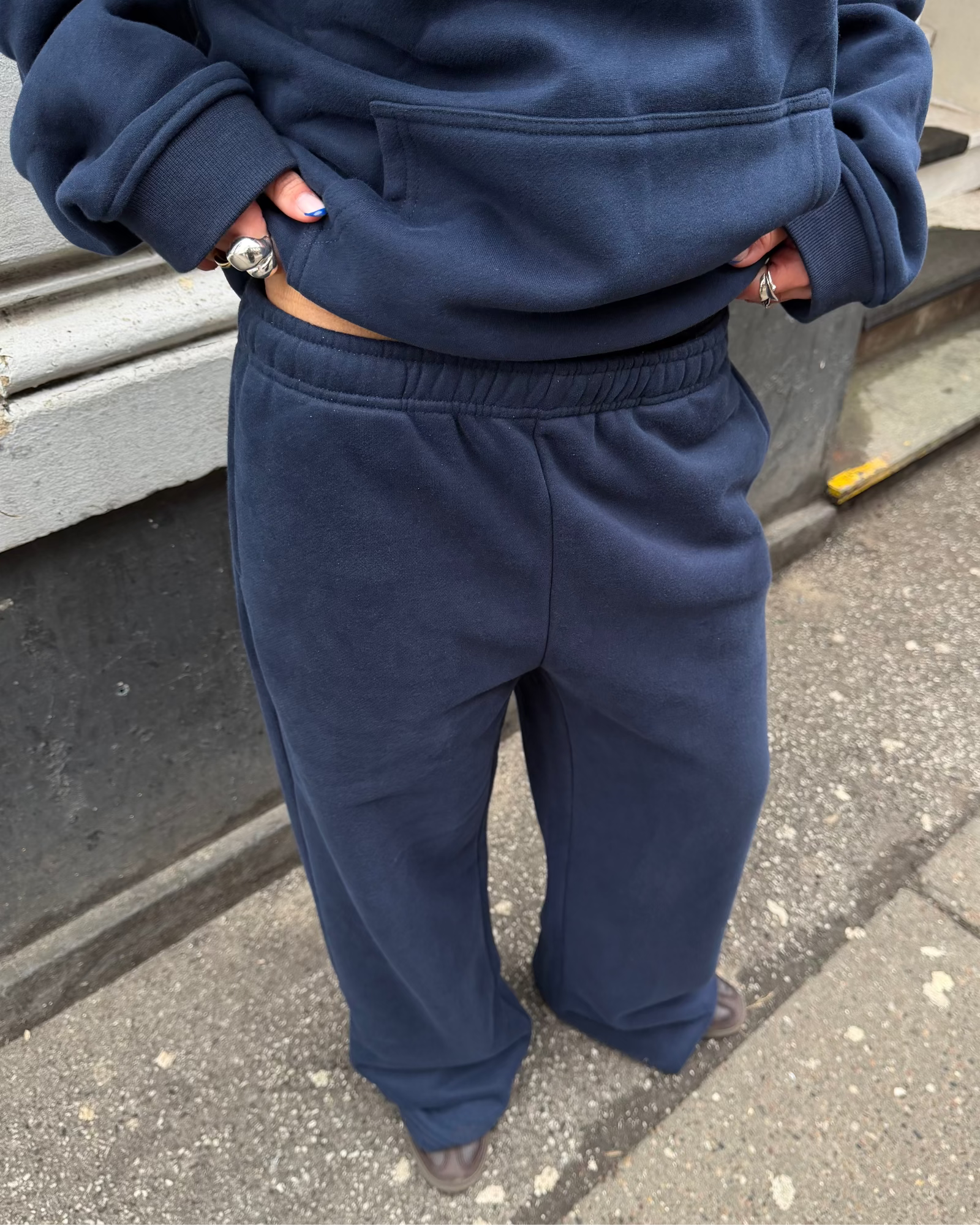 BAGGY SWEATPANTS - NAVY