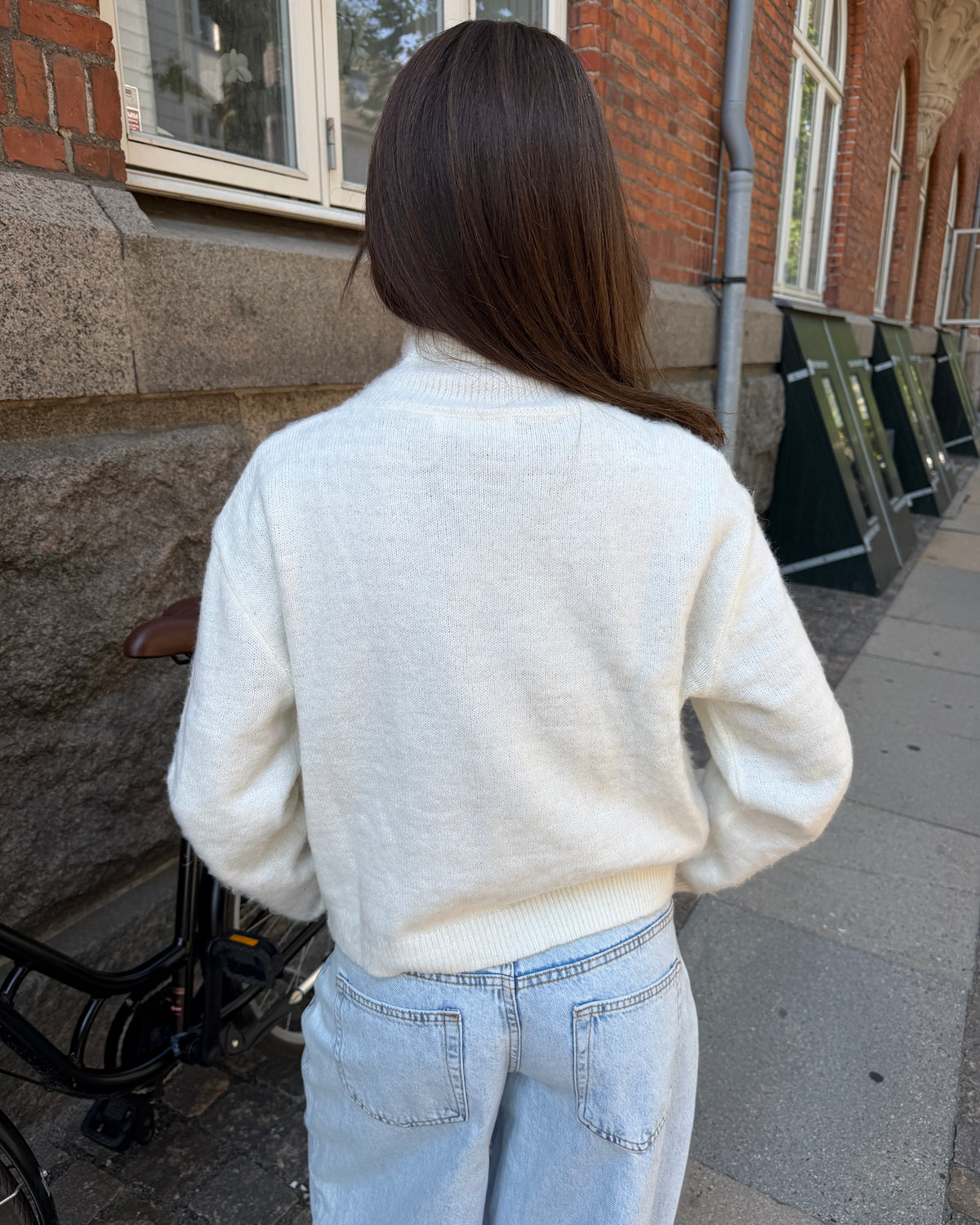 SOFIE ZIP KNIT i off-white fra DinVintageShop