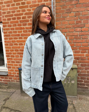SIA DENIM JACKET - LIGHT STRIPE