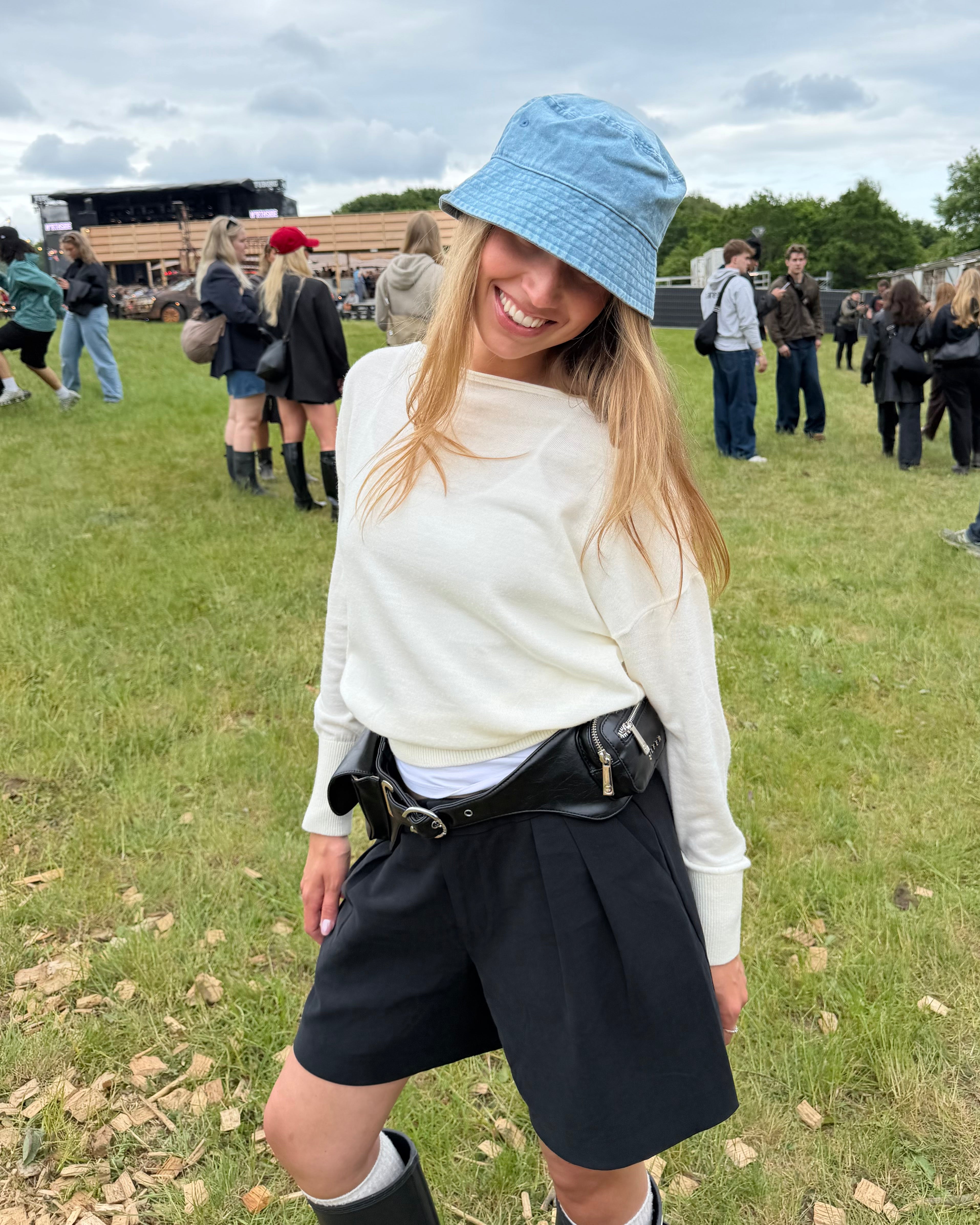 BUCKET HAT - VINTAGE LIGHT DENIM