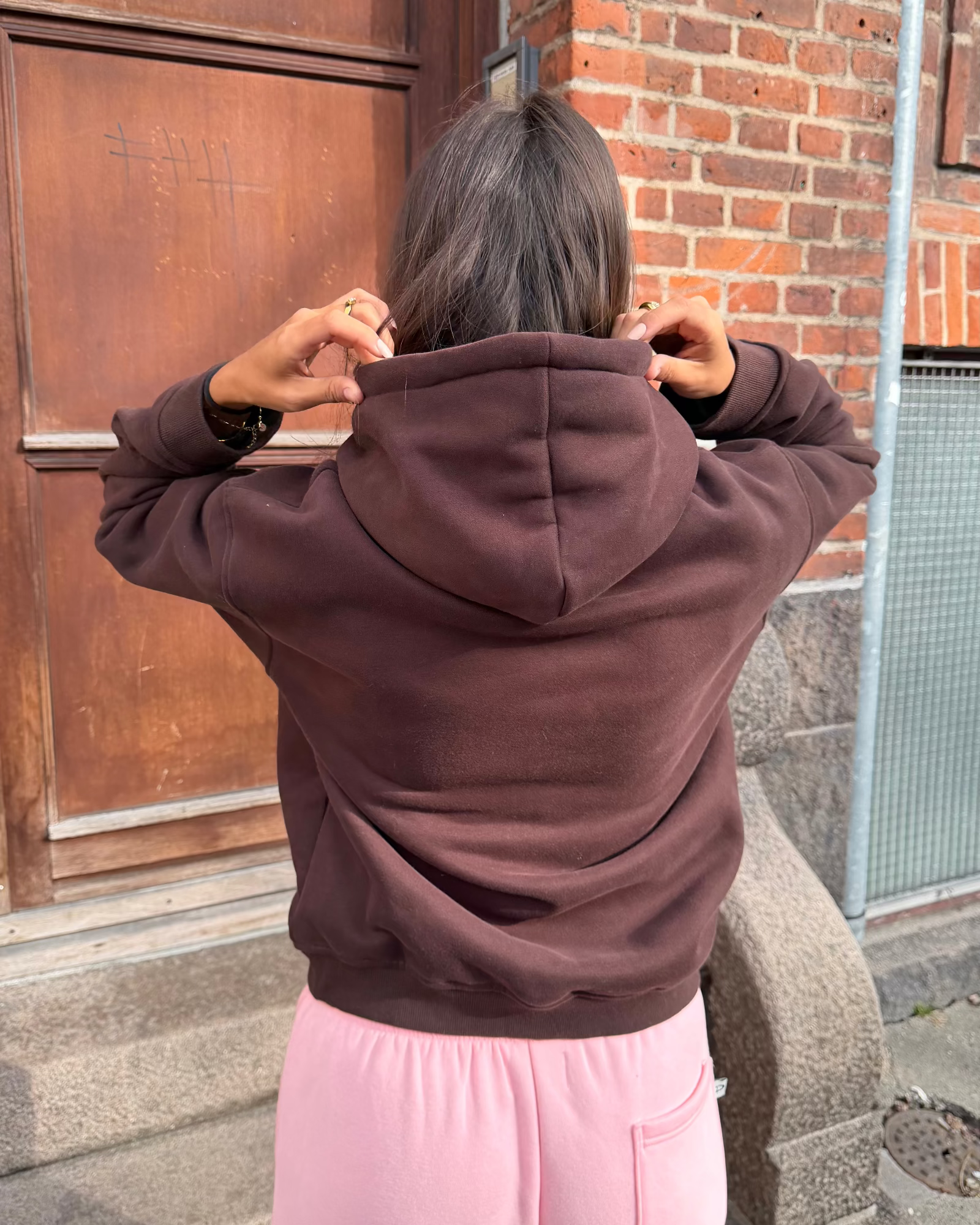 OVERSIZED HOODIE - BROWN