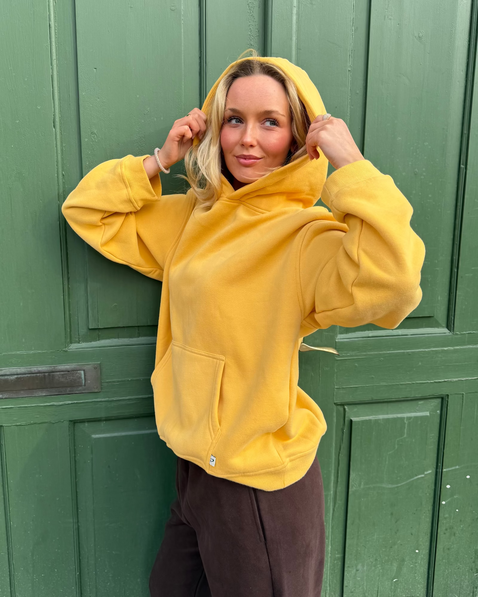 OVERSIZED HOODIE - YELLOW