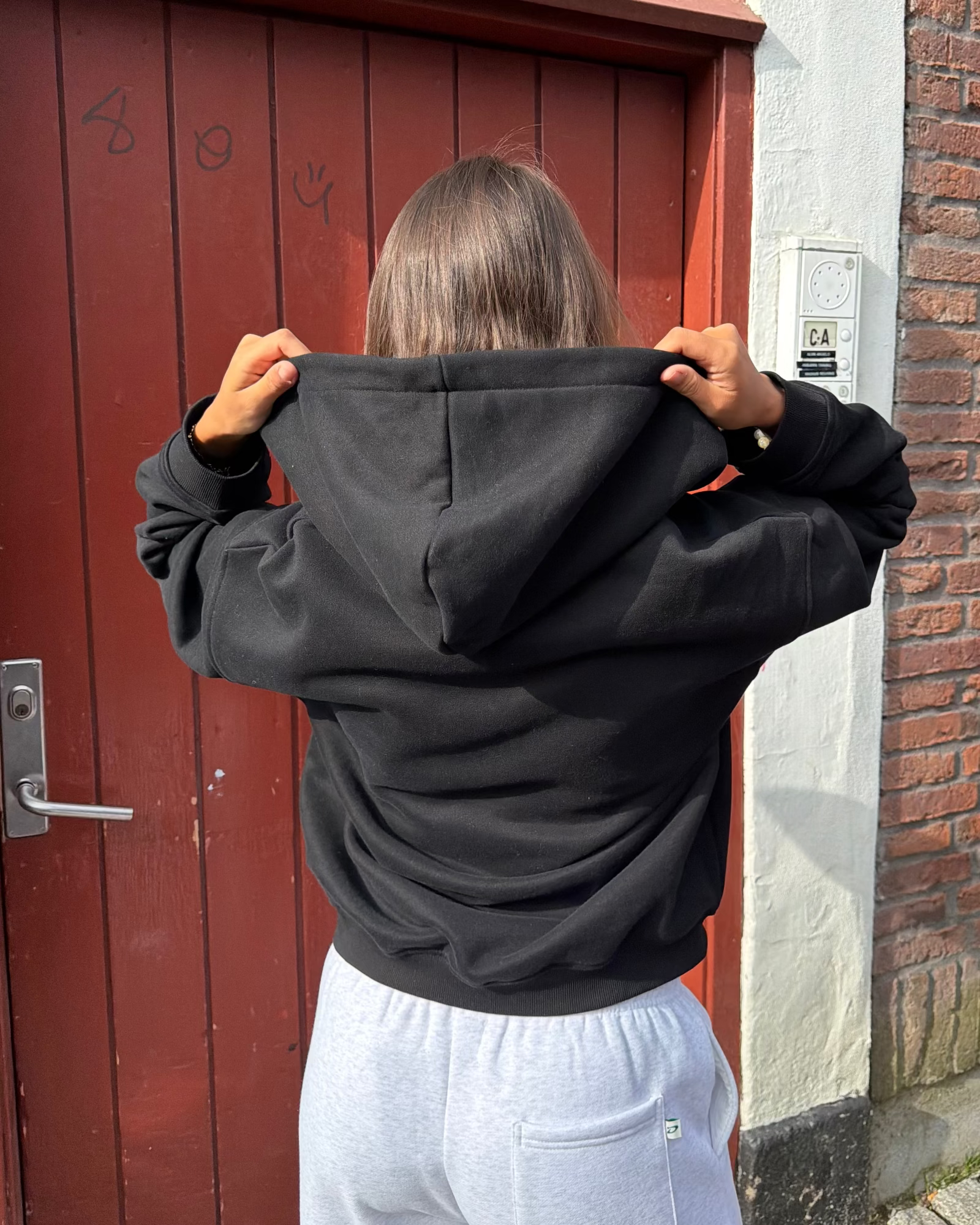 OVERSIZED ZIP HOODIE - BLACK