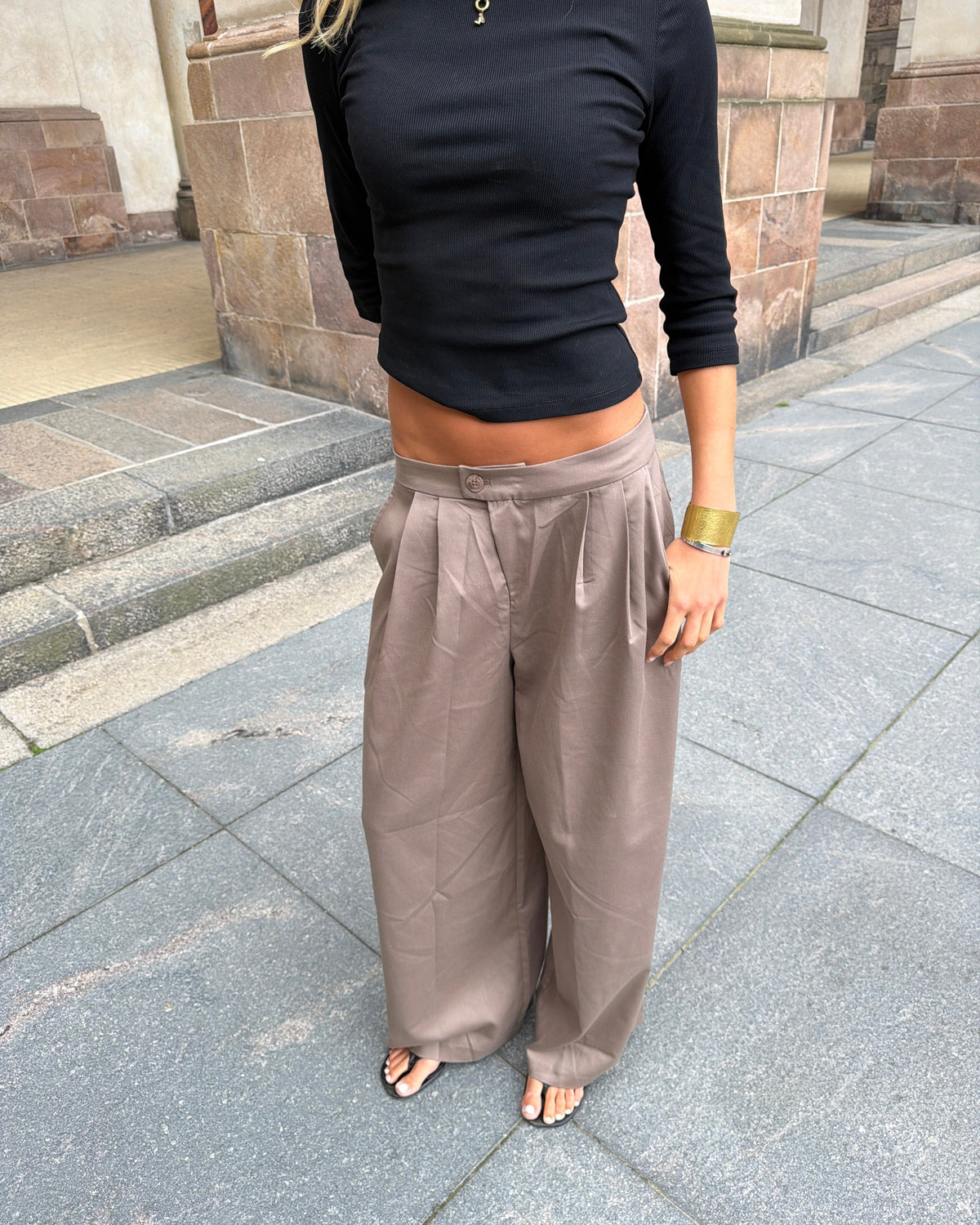 AGNES BAGGYSUIT PANT - LIGHT BROWN
