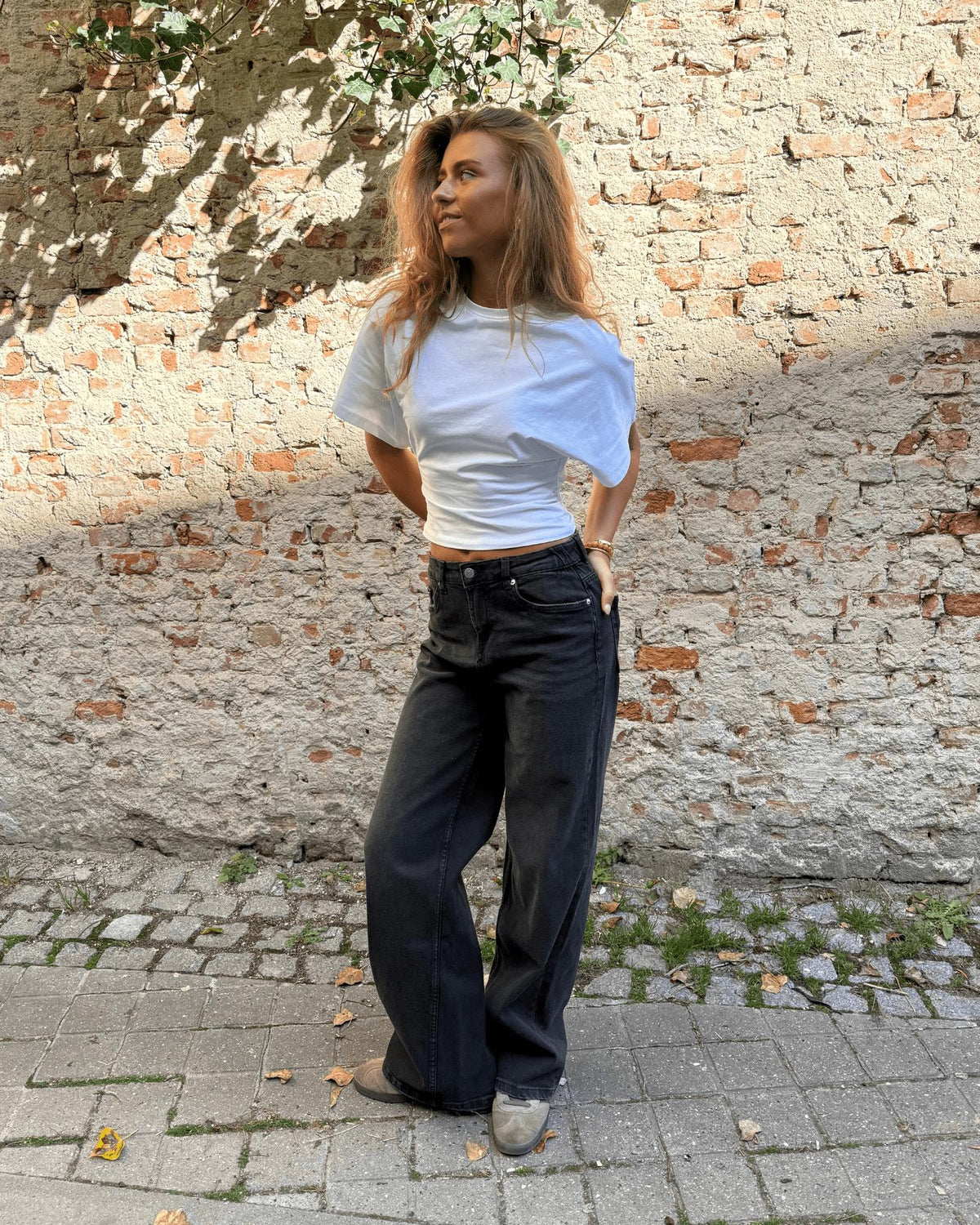 ALMA JEANS - DARK GREY-BLACK (MIDWAIST)
