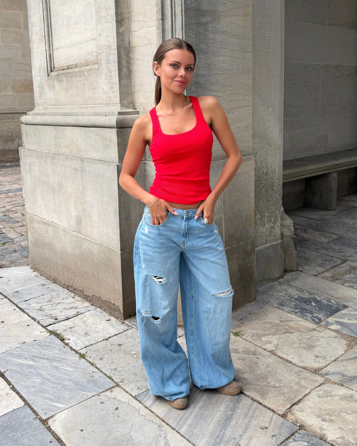 EMMA BAGGY JEANS - LIGHT BLUE RIPPED
