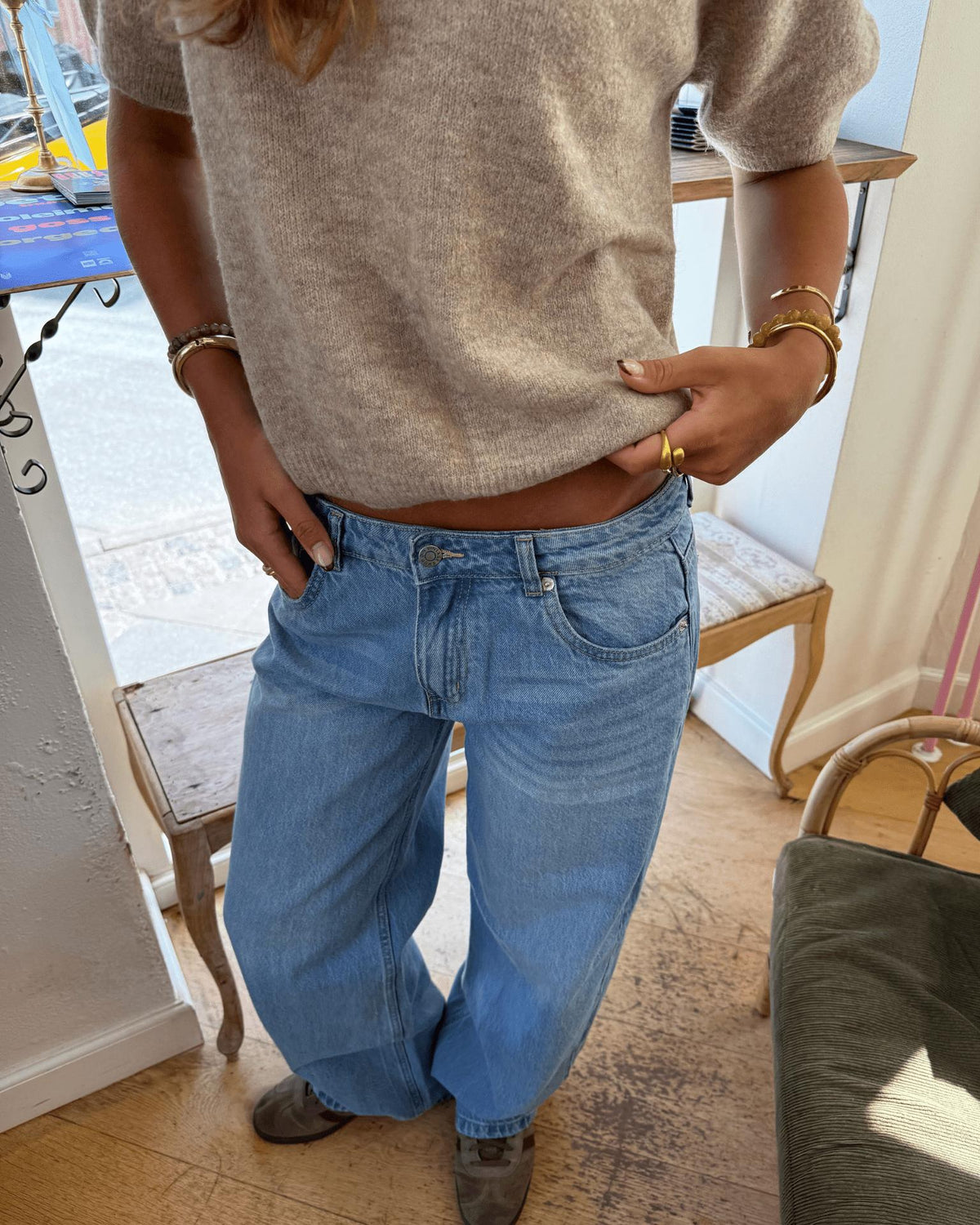ESTHER JEANS - LIGHT BLUE