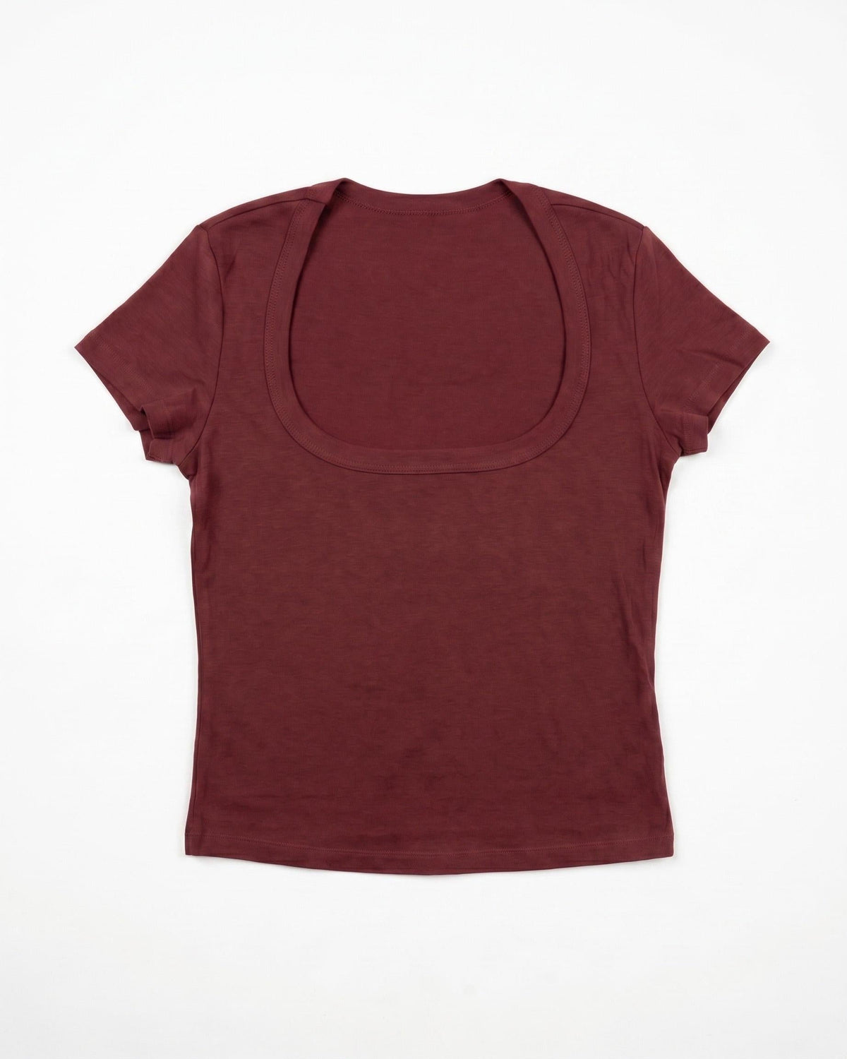 MIA KORTÆRMET TEE - BORDEAUX