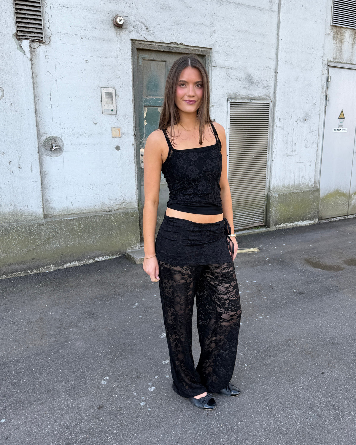 MILLIE LACE PANTS - BLACK